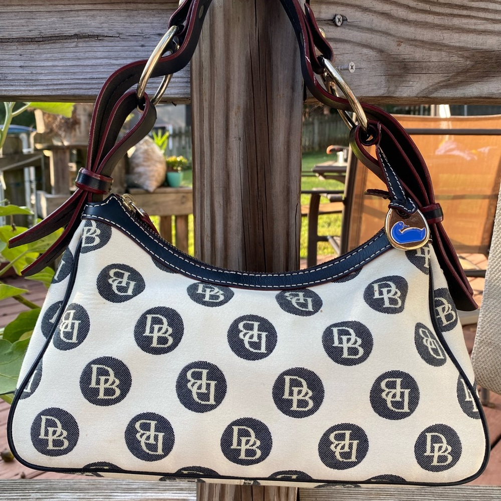 Dooney & Bourke shoulder bag